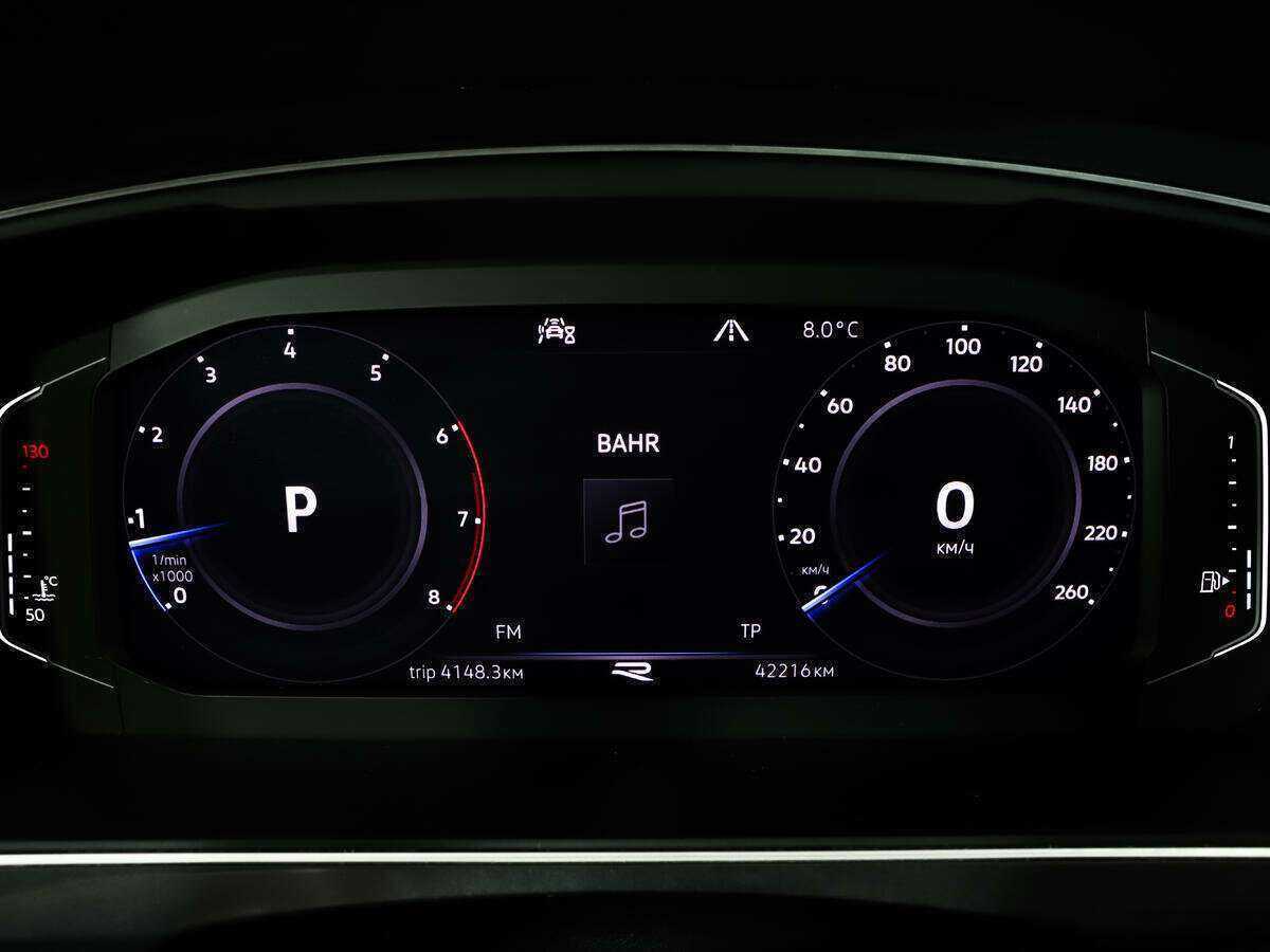 Купить Volkswagen Tiguan с пробегом. Фото: #18