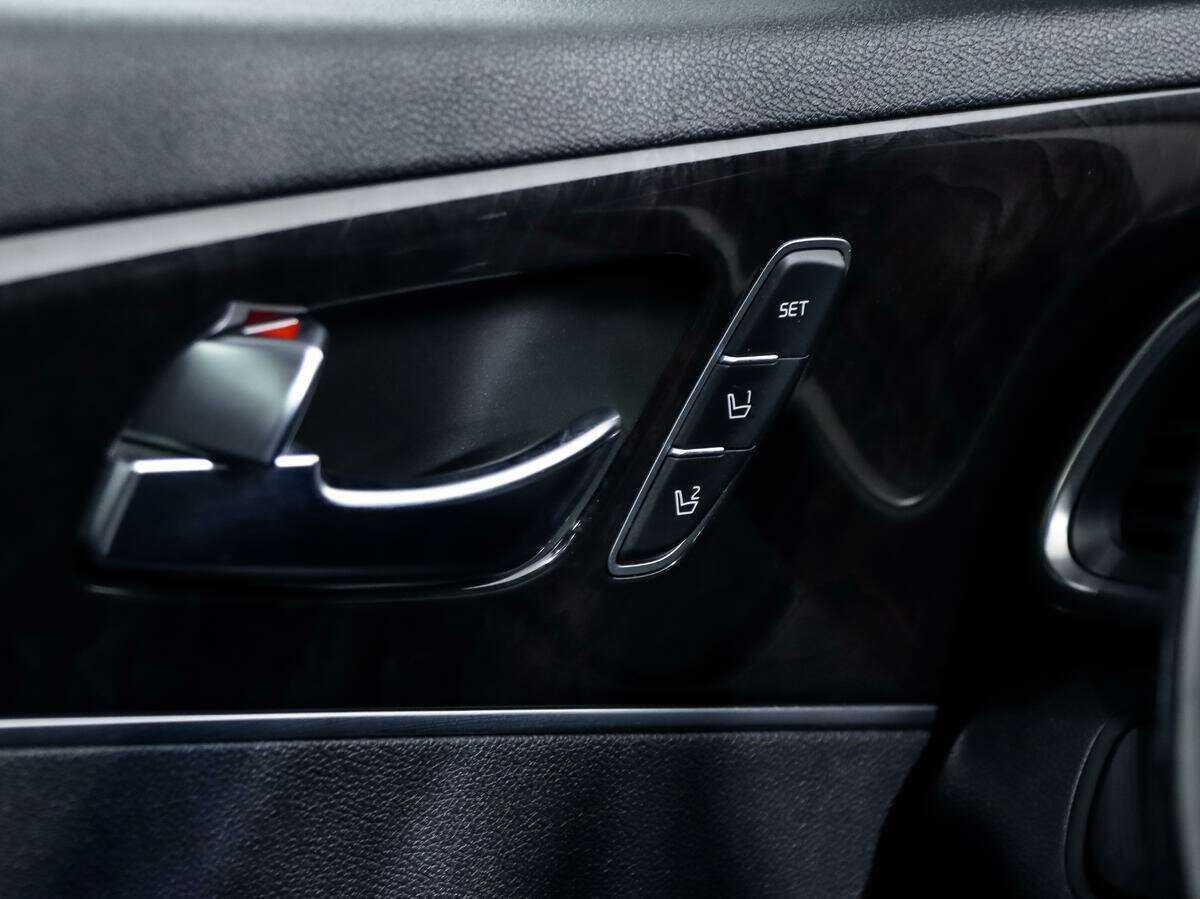 Купить Kia Sorento с пробегом. Фото: #15