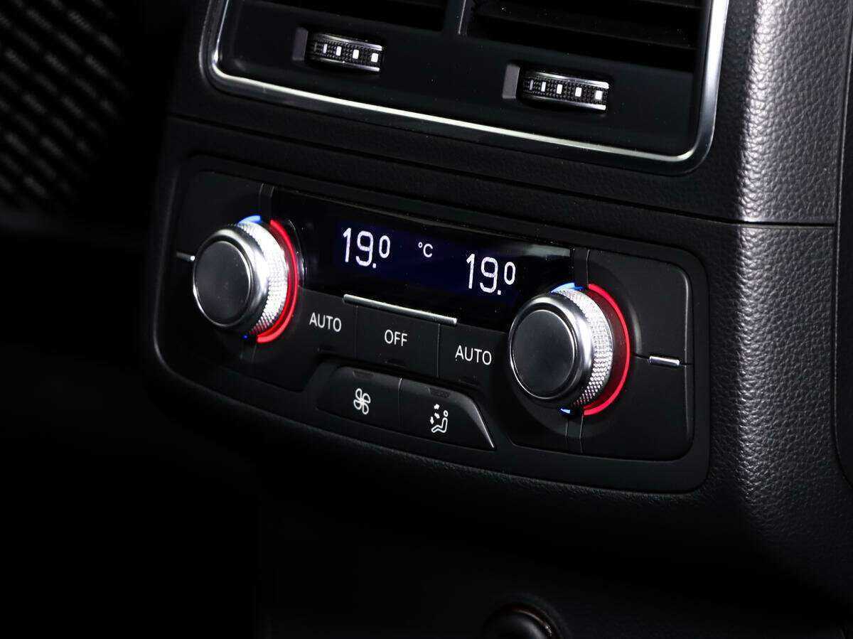 Купить Audi A6 с пробегом. Фото: #18