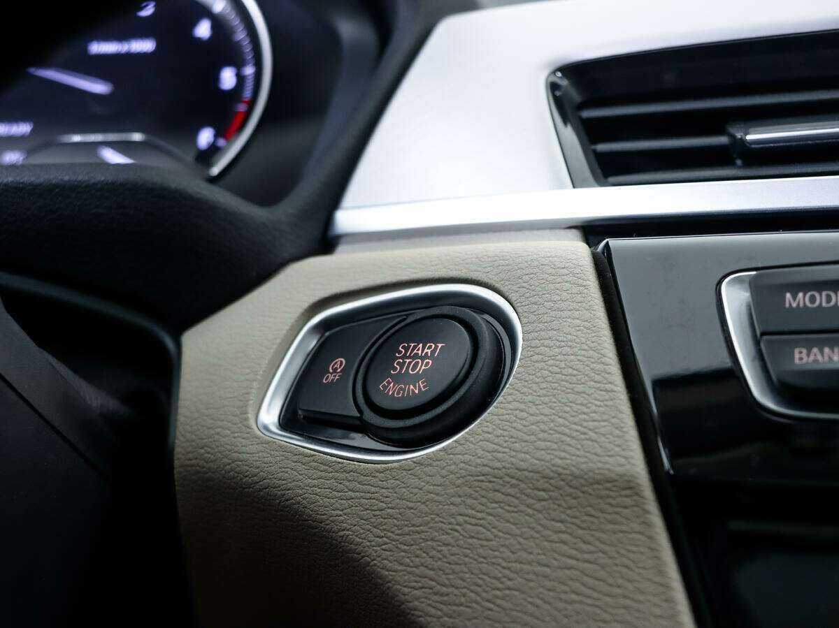 Купить BMW X1 с пробегом. Фото: #11