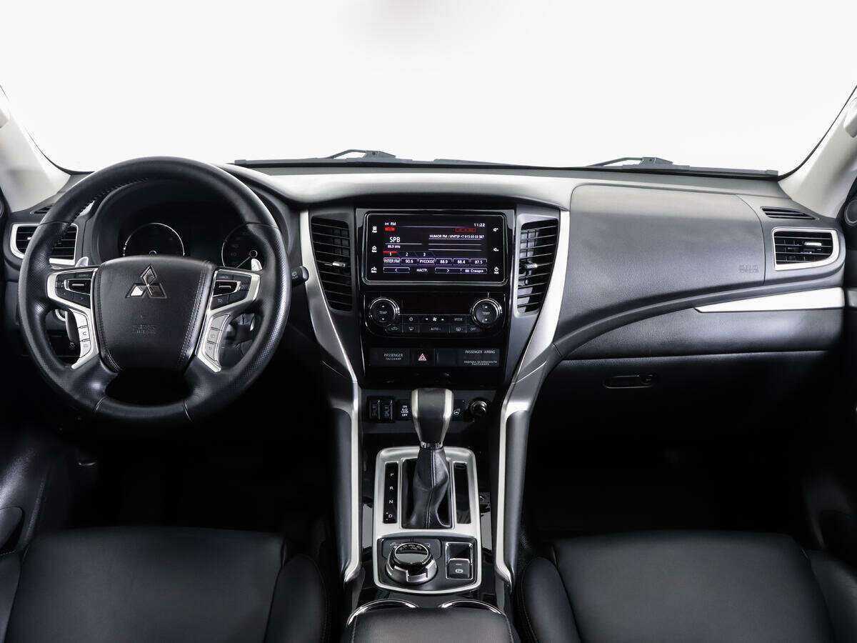 Купить Mitsubishi Pajero Sport с пробегом. Фото: #7