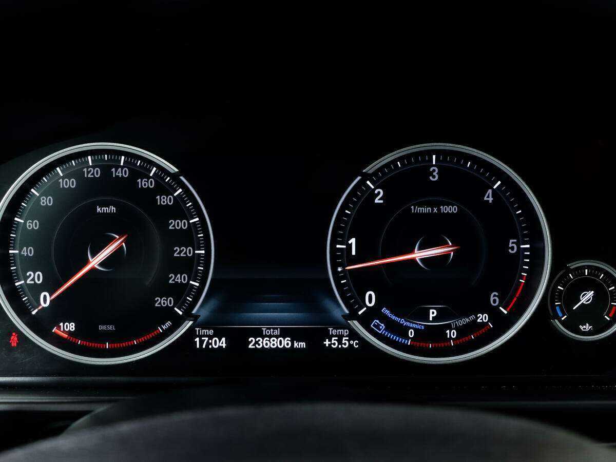 Купить BMW 5 серии с пробегом. Фото: #23