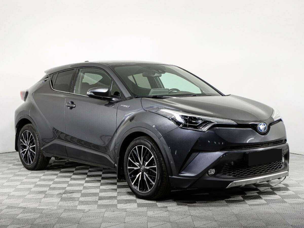 Купить Toyota C-HR с пробегом. Фото: #2