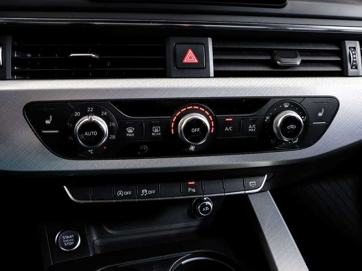 Купить Audi A4 с пробегом. Фото: #13