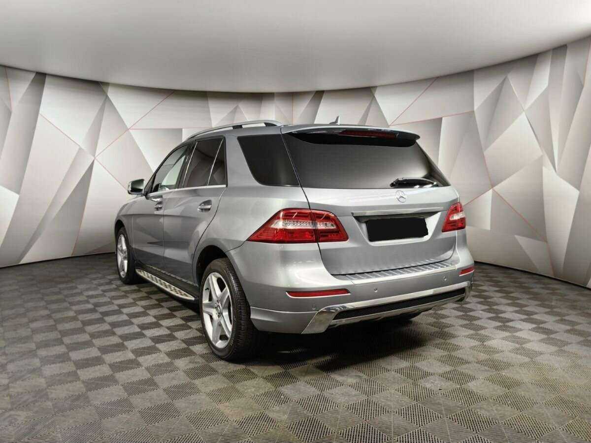 Купить Mercedes-Benz M-Класс с пробегом. Фото: #3