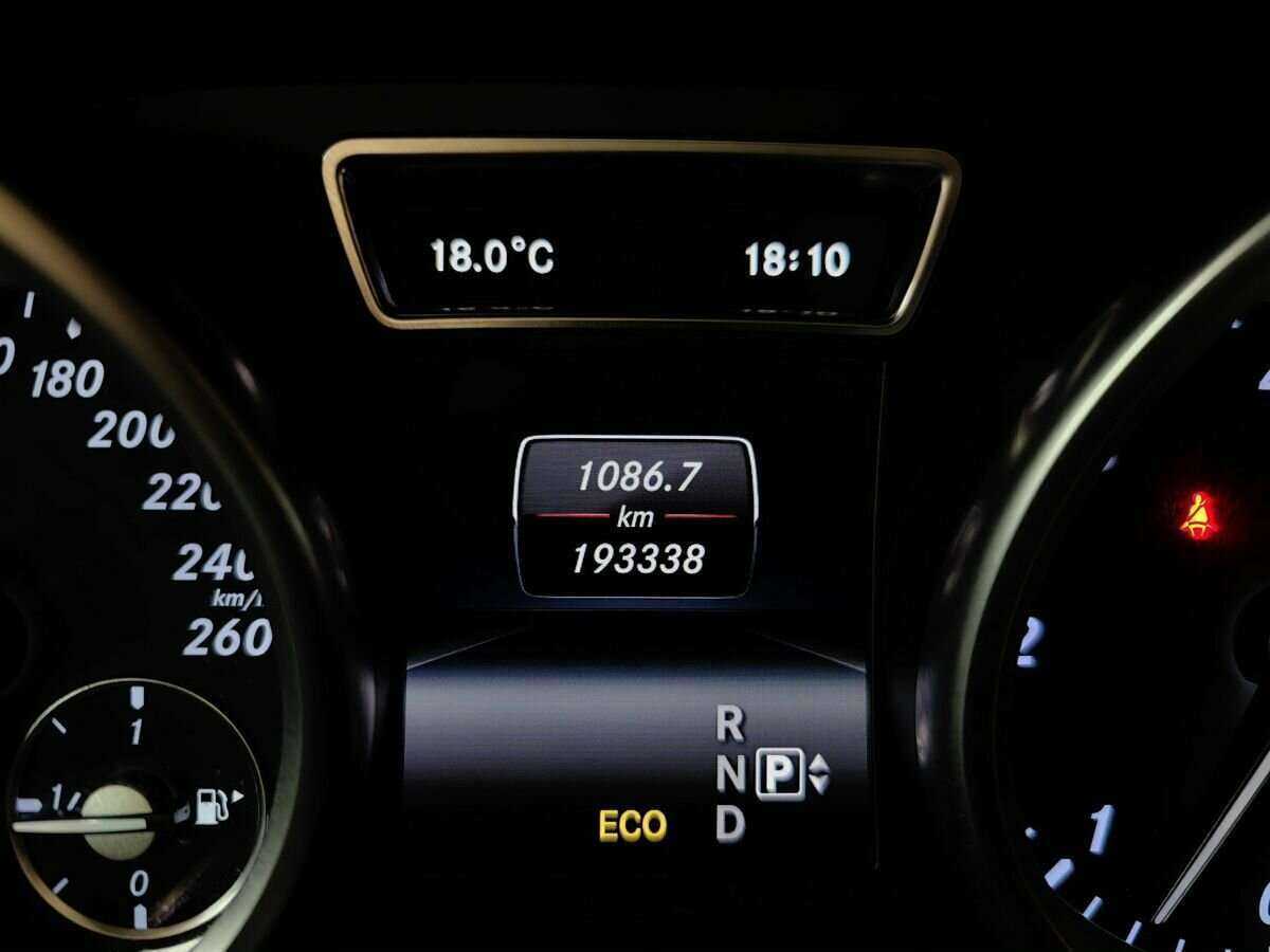 Купить Mercedes-Benz M-Класс с пробегом. Фото: #13