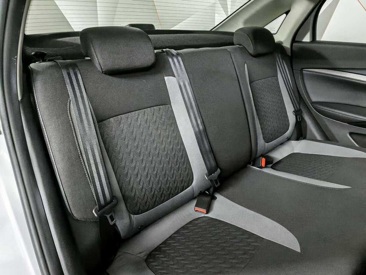 Купить Lada (ВАЗ) Vesta с пробегом. Фото: #12