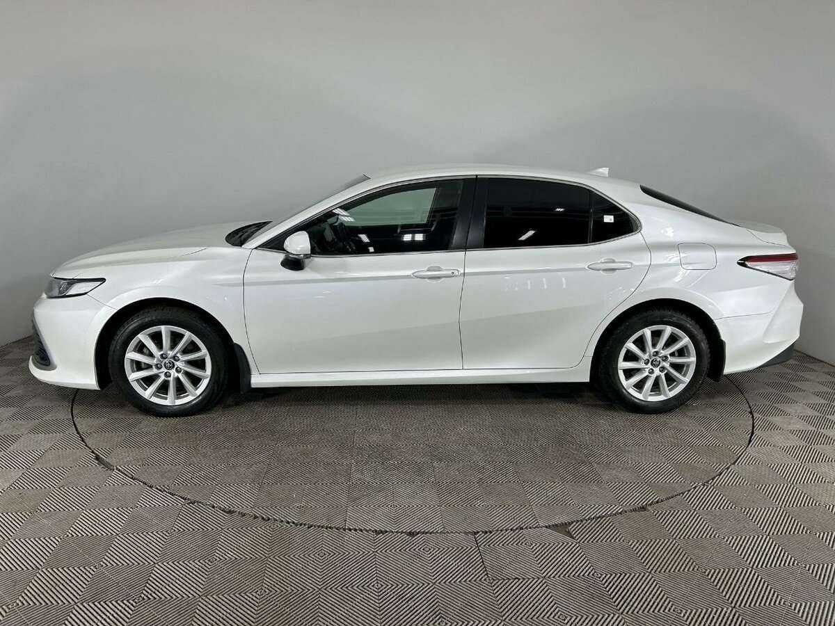 Купить Toyota Camry с пробегом. Фото: #4