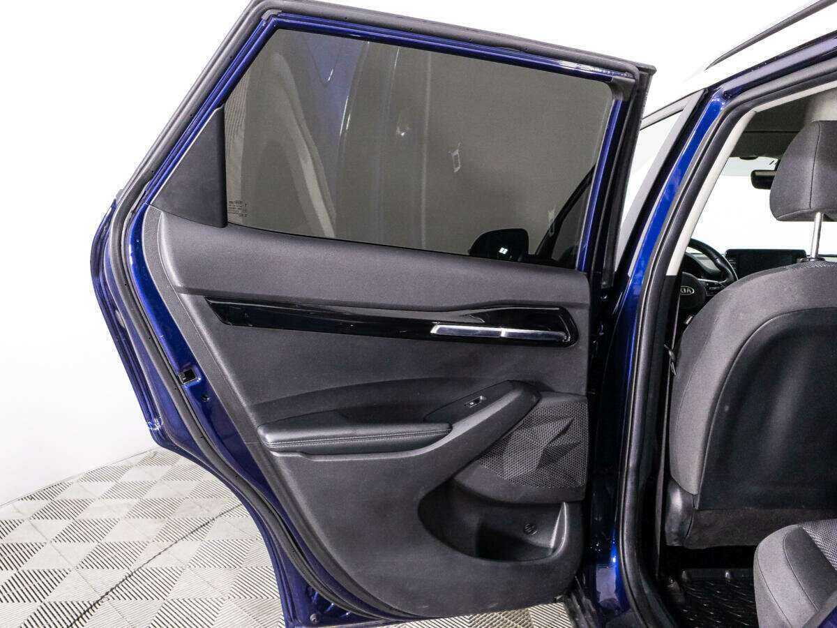 Купить Kia Seltos с пробегом. Фото: #23