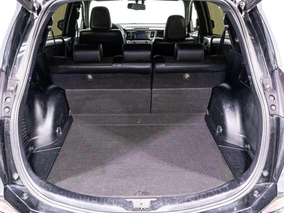 Купить Toyota RAV4 с пробегом. Фото: #14