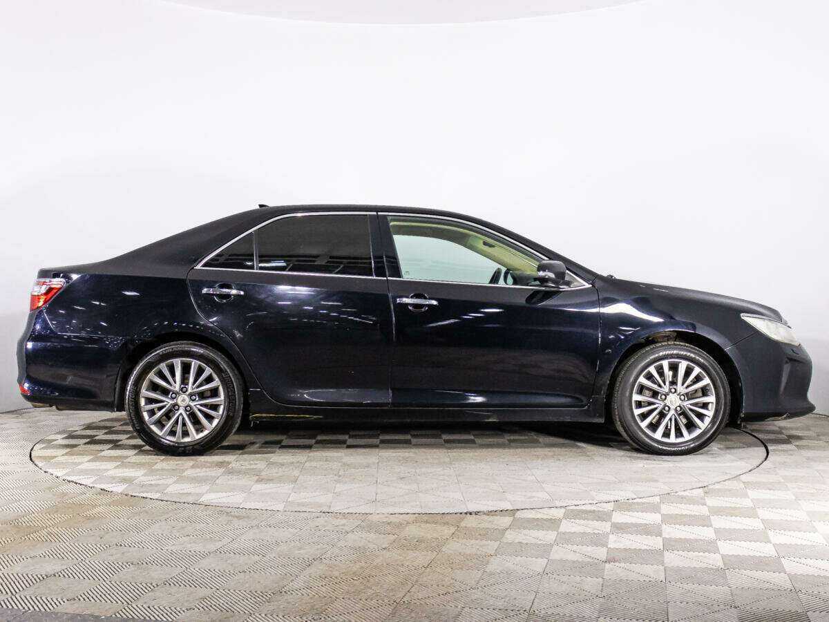 Купить Toyota Camry с пробегом. Фото: #3