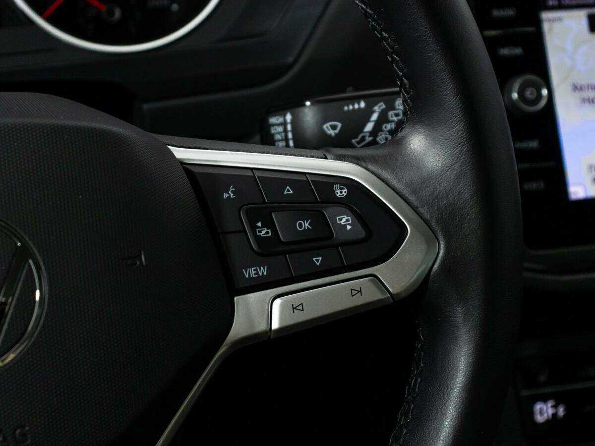 Купить Volkswagen Tiguan с пробегом. Фото: #18