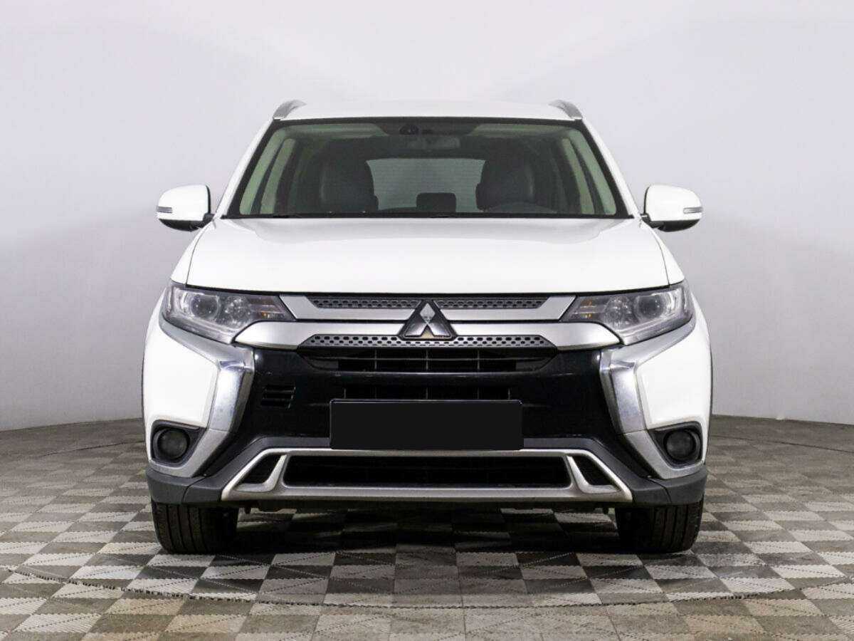 Купить Mitsubishi Outlander с пробегом. Фото: #1