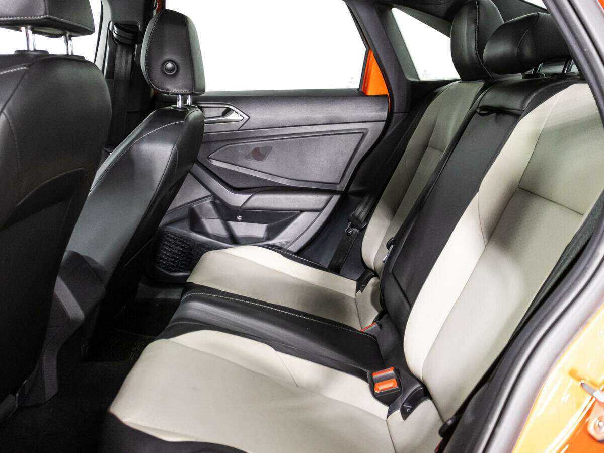 Купить Volkswagen Jetta с пробегом. Фото: #9