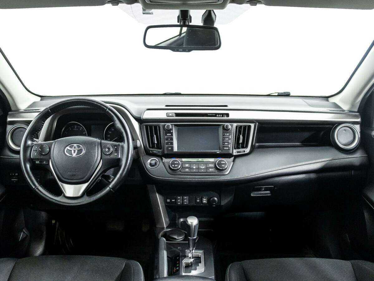 Купить Toyota RAV4 с пробегом. Фото: #12