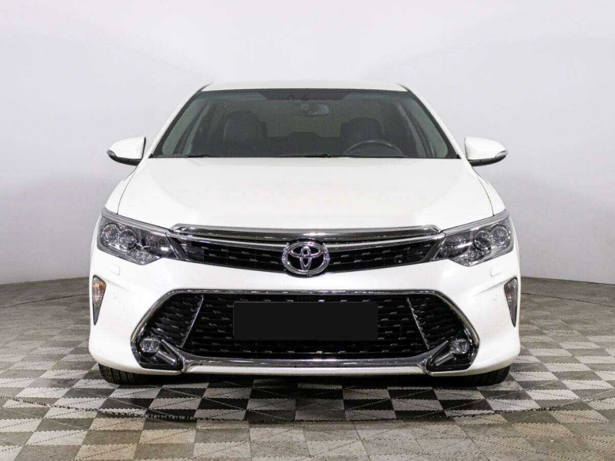 Купить Toyota Camry с пробегом. Фото: #1