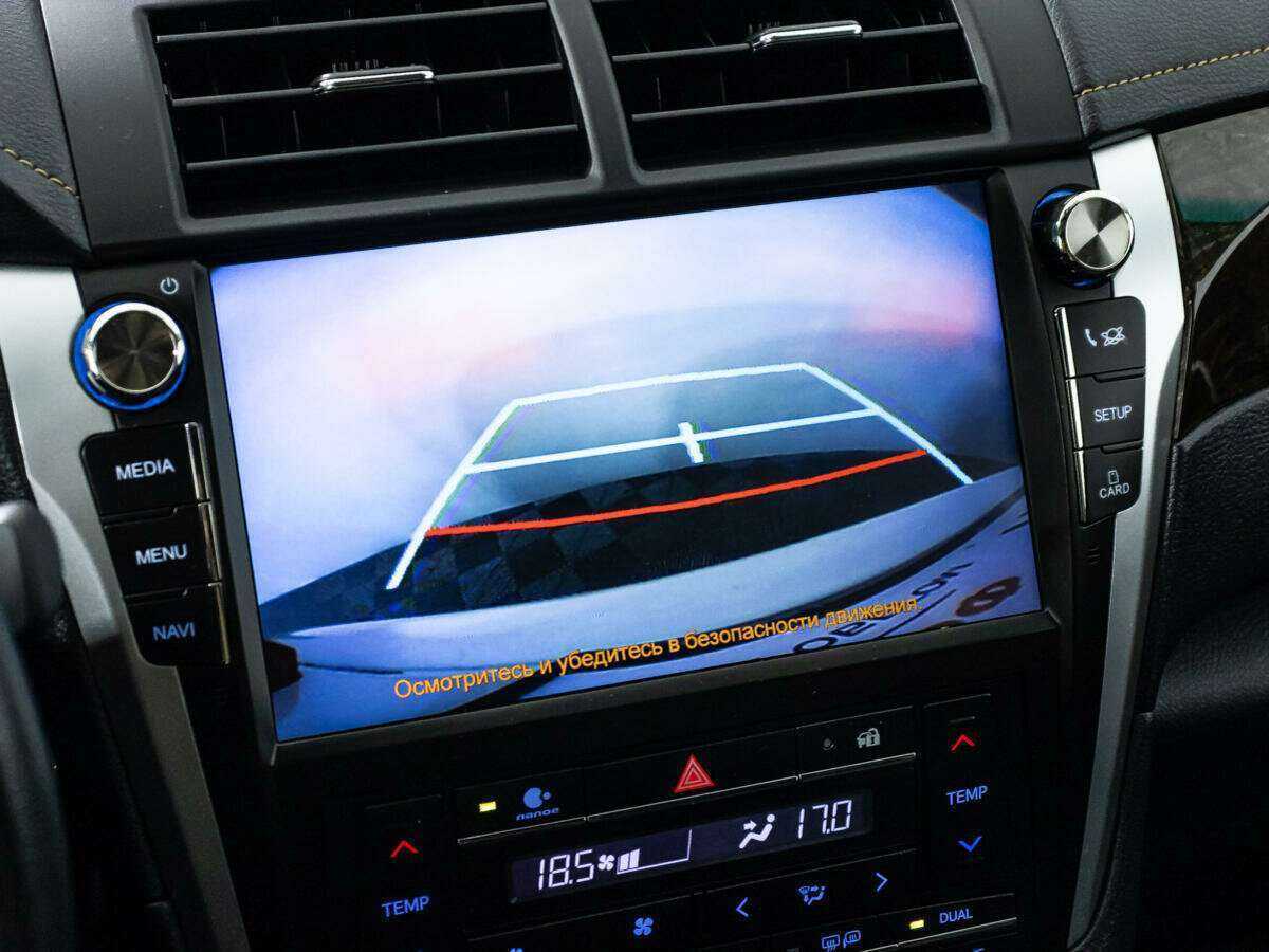 Купить Toyota Camry с пробегом. Фото: #18