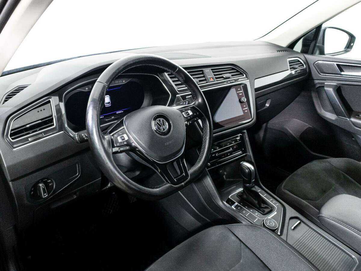 Купить Volkswagen Tiguan с пробегом. Фото: #10