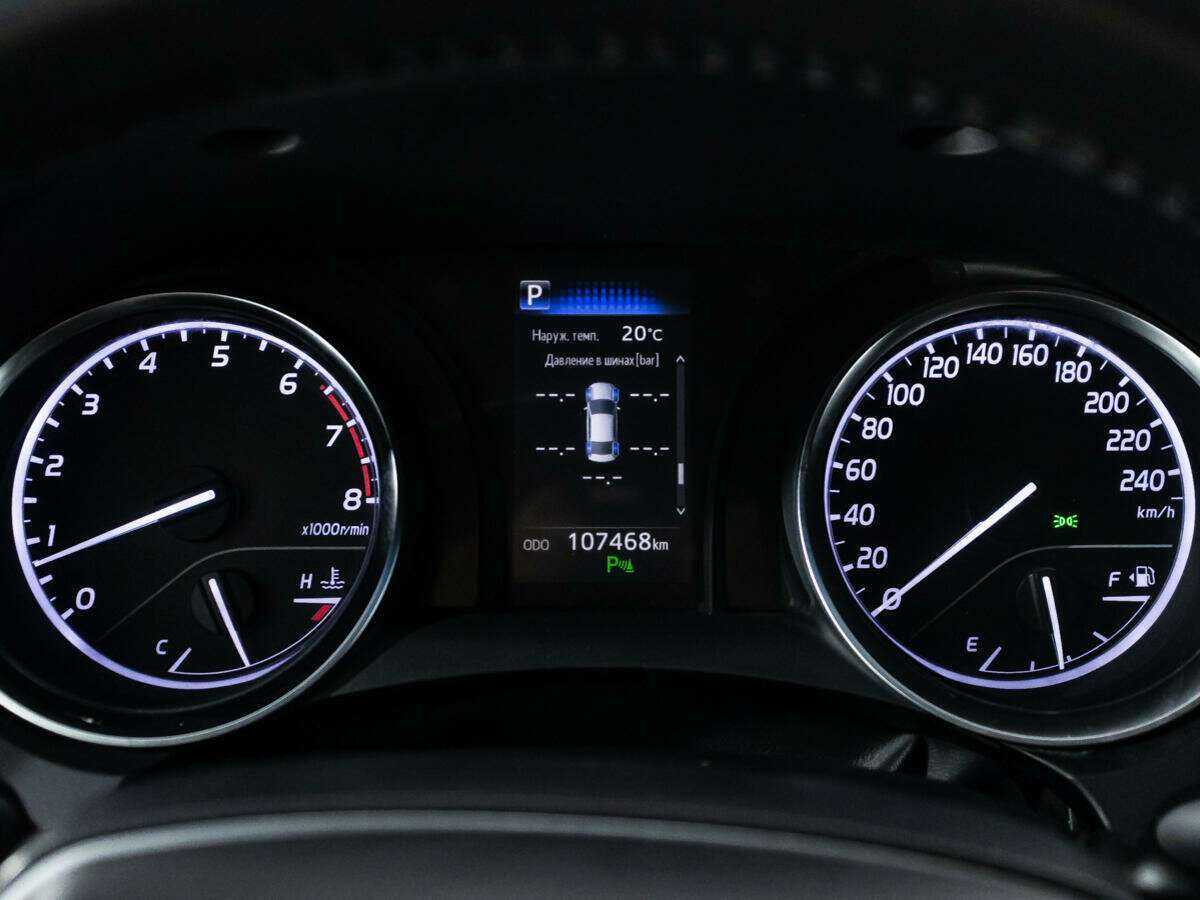 Купить Toyota Camry с пробегом. Фото: #11