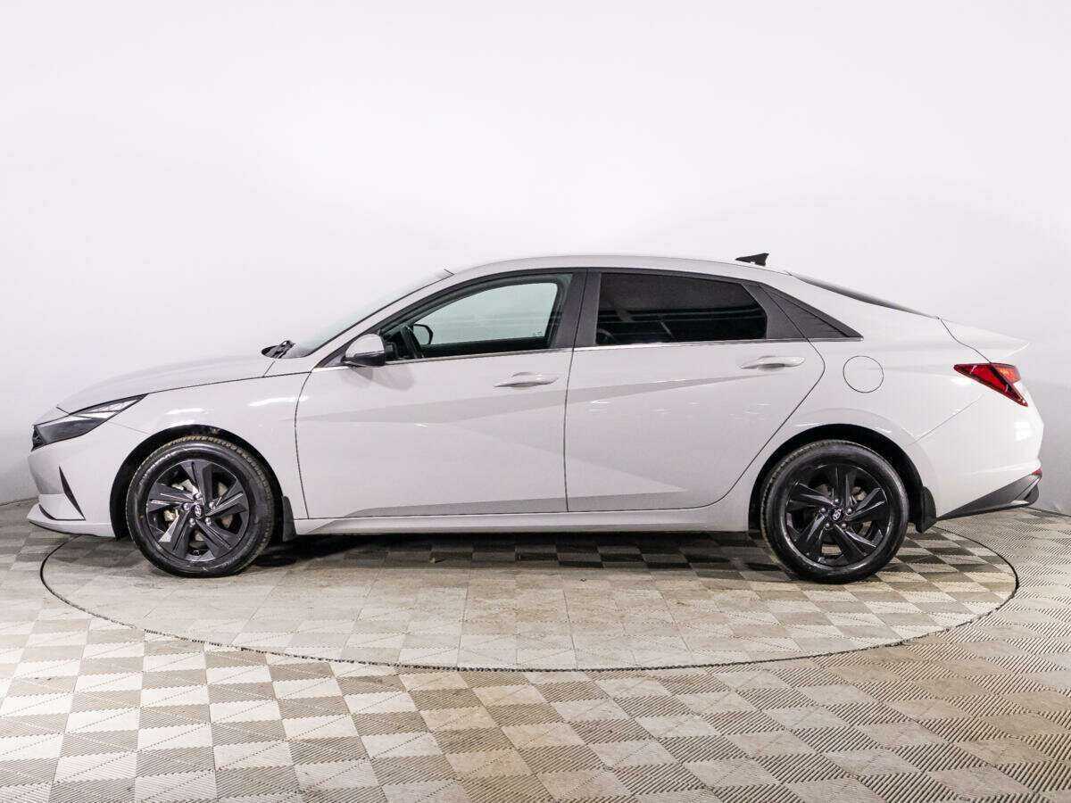 Купить Hyundai Elantra с пробегом. Фото: #7