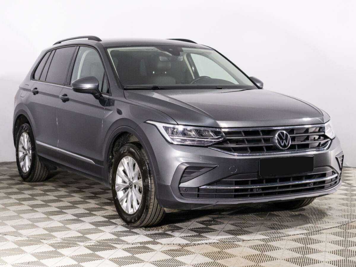 Купить Volkswagen Tiguan с пробегом. Фото: #2