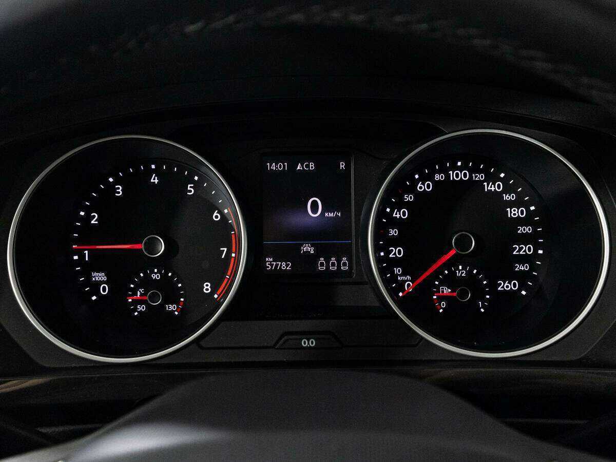 Купить Volkswagen Tiguan с пробегом. Фото: #11