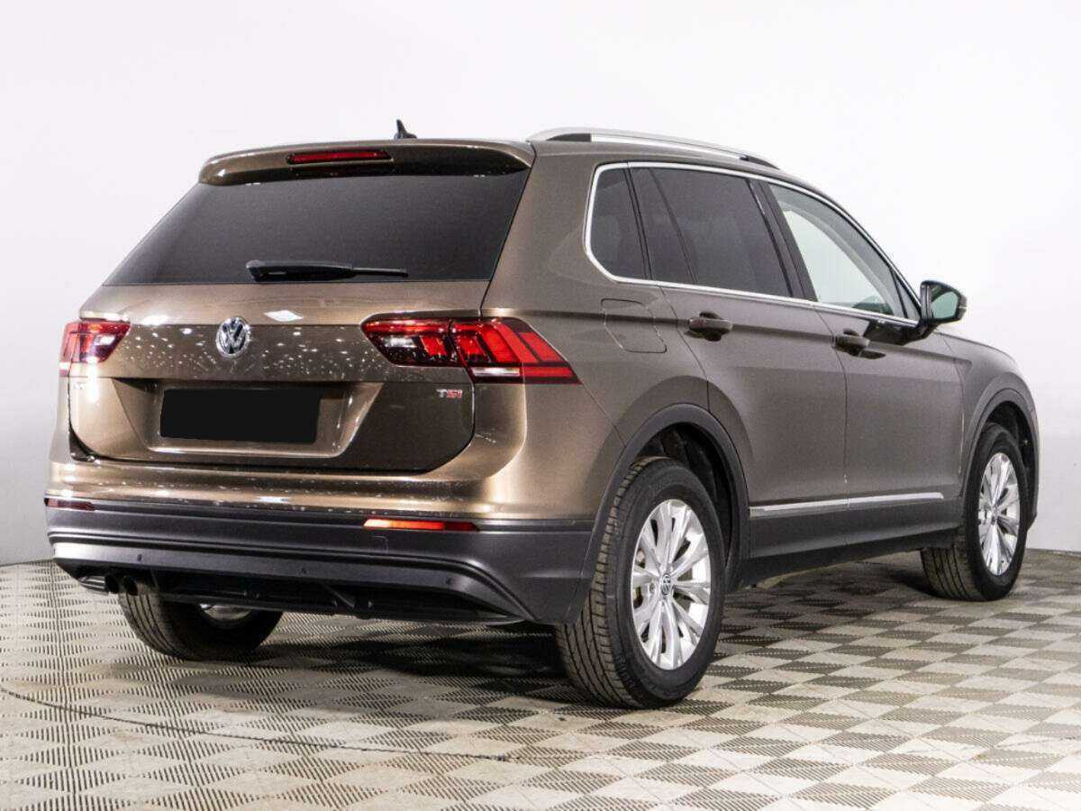 Купить Volkswagen Tiguan с пробегом. Фото: #4