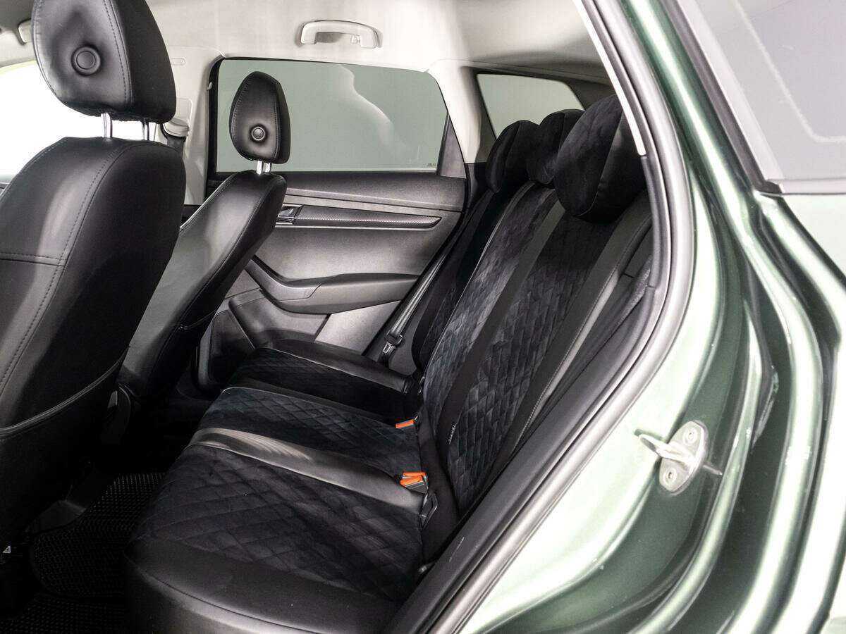 Купить Skoda Karoq с пробегом. Фото: #9