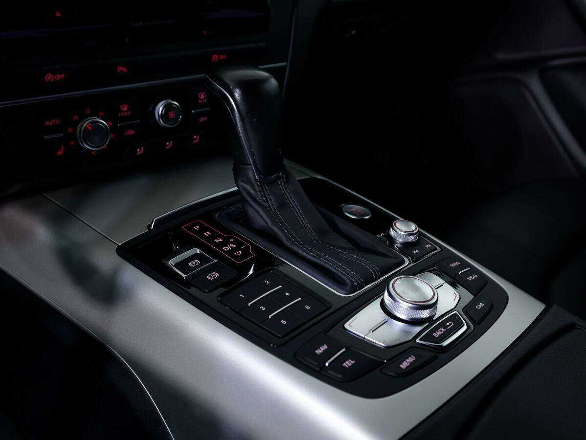 Купить Audi A6 с пробегом. Фото: #17