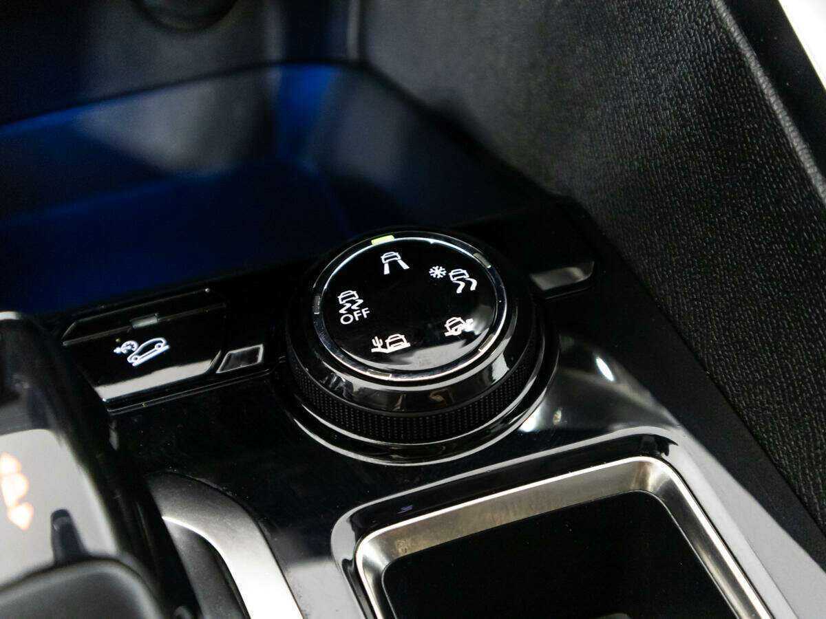 Купить Peugeot 3008 с пробегом. Фото: #16