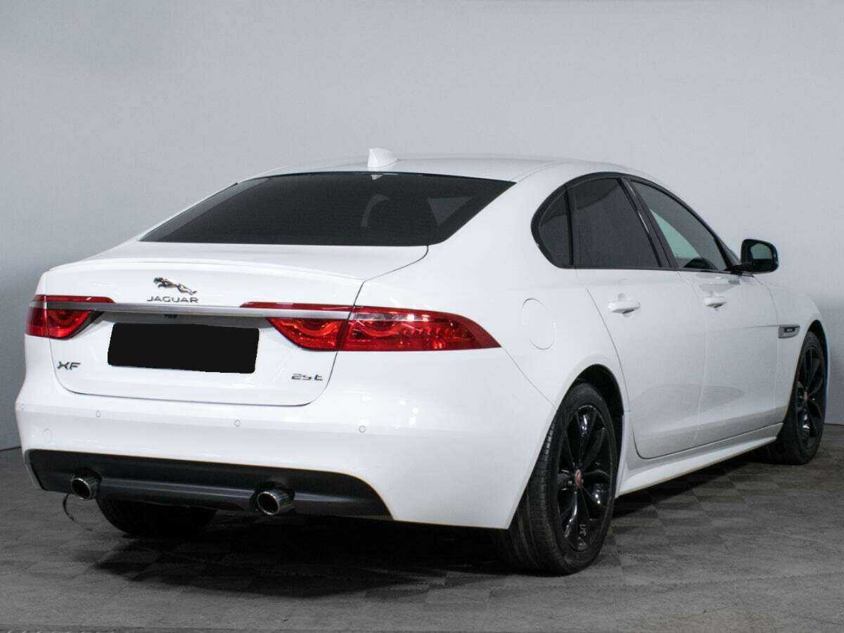 Купить Jaguar XF с пробегом. Фото: #4