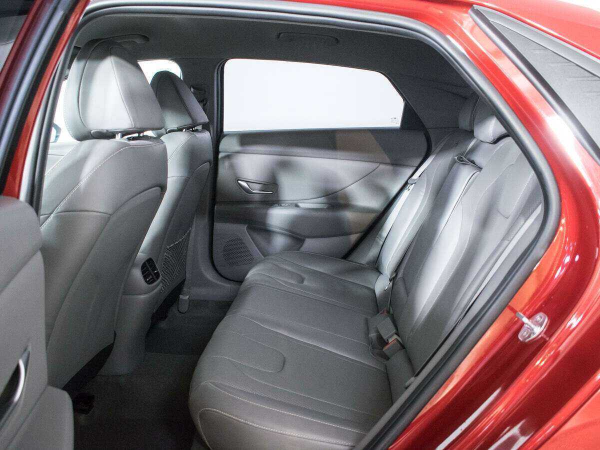 Купить Hyundai Elantra с пробегом. Фото: #9