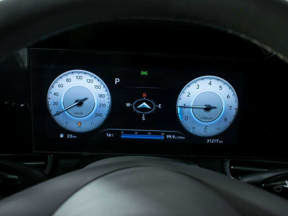 Купить Hyundai Elantra с пробегом. Фото: #10