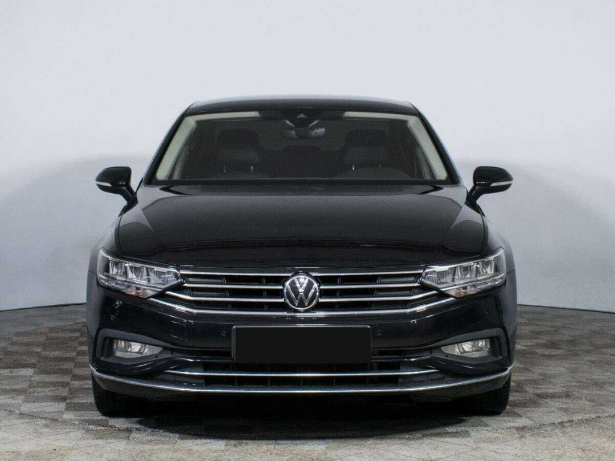 Купить Volkswagen Passat с пробегом. Фото: #1