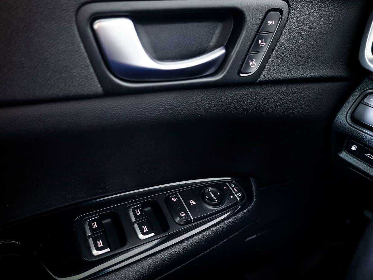 Купить Kia Optima с пробегом. Фото: #13