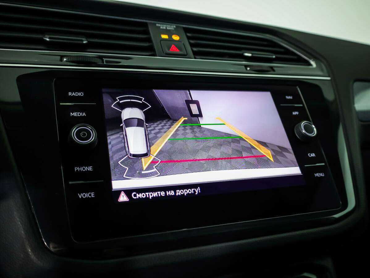 Купить Volkswagen Tiguan с пробегом. Фото: #12