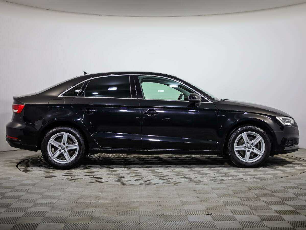 Купить Audi A3 с пробегом. Фото: #2