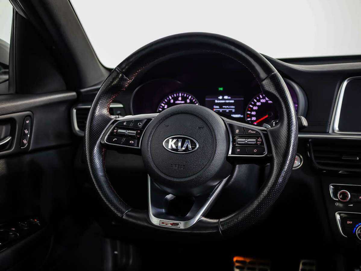 Купить Kia Optima с пробегом. Фото: #9