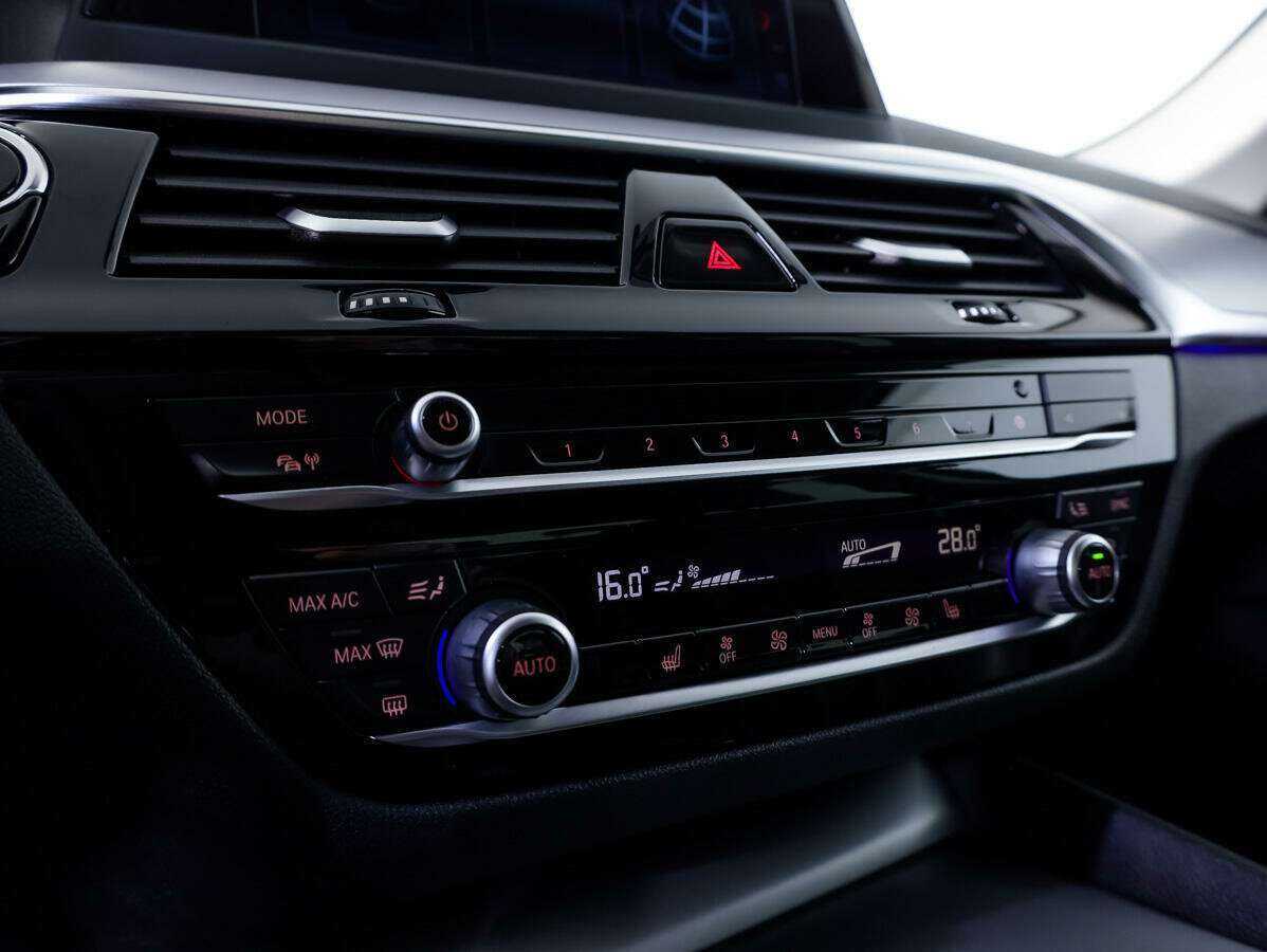 Купить BMW 5 серии с пробегом. Фото: #15