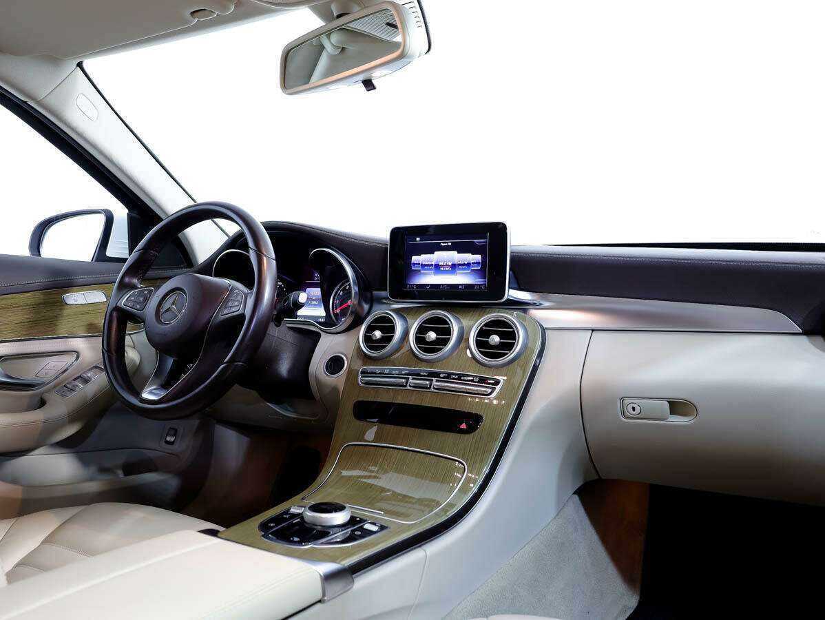 Купить Mercedes-Benz C-Класс с пробегом. Фото: #8