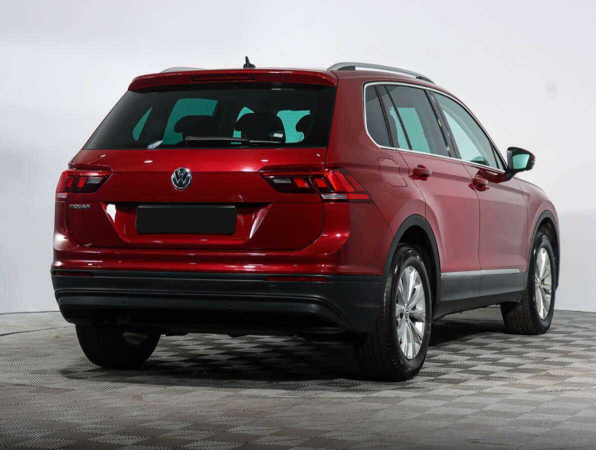 Купить Volkswagen Tiguan с пробегом. Фото: #1