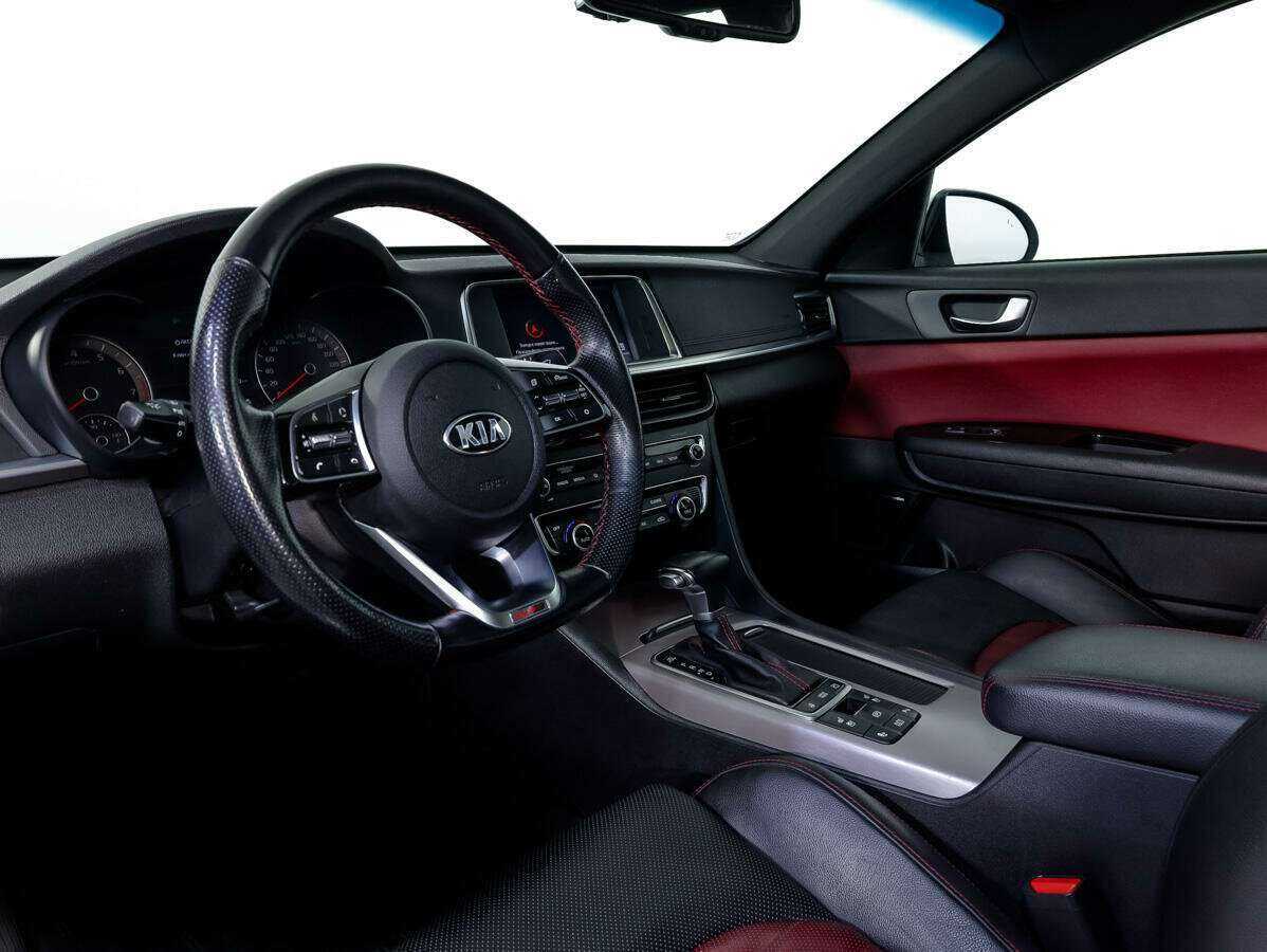 Купить Kia Optima с пробегом. Фото: #15