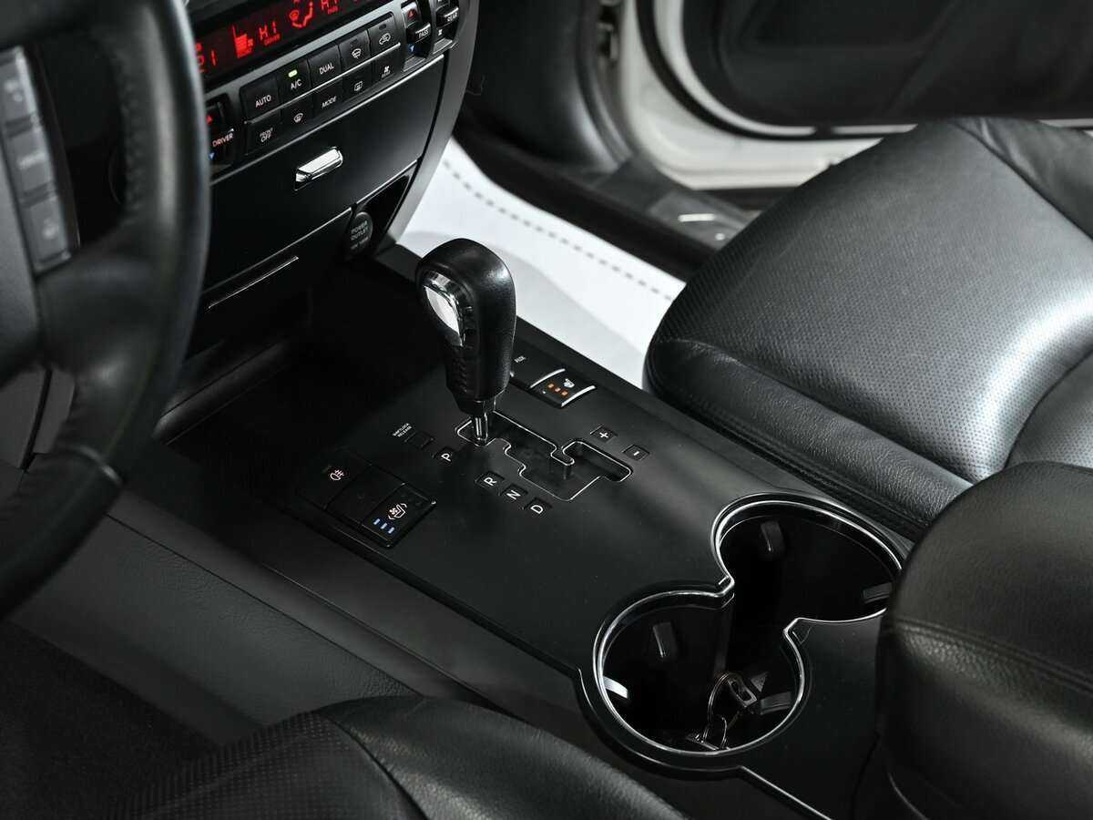 Купить Kia Mohave с пробегом. Фото: #13