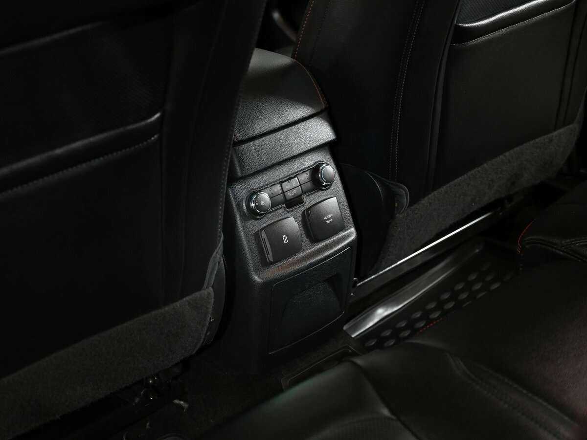 Купить Ford Explorer с пробегом. Фото: #16
