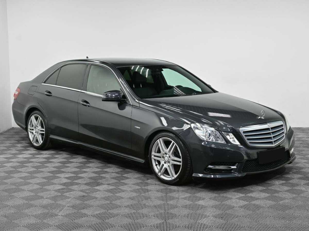 Купить Mercedes-Benz E-Класс с пробегом. Фото: #2