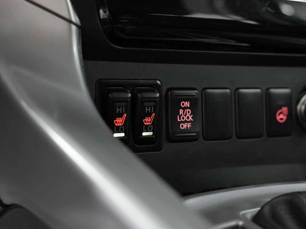 Купить Mitsubishi Pajero Sport с пробегом. Фото: #12