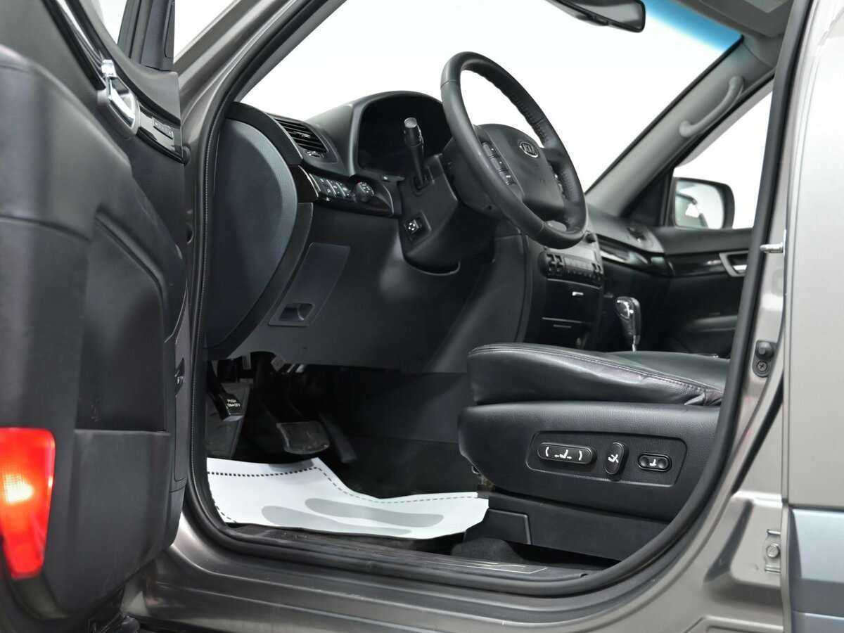 Купить Kia Mohave с пробегом. Фото: #10