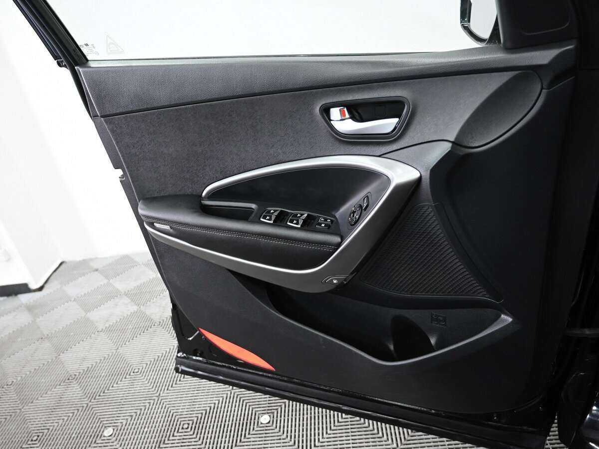 Купить Hyundai Santa Fe с пробегом. Фото: #9