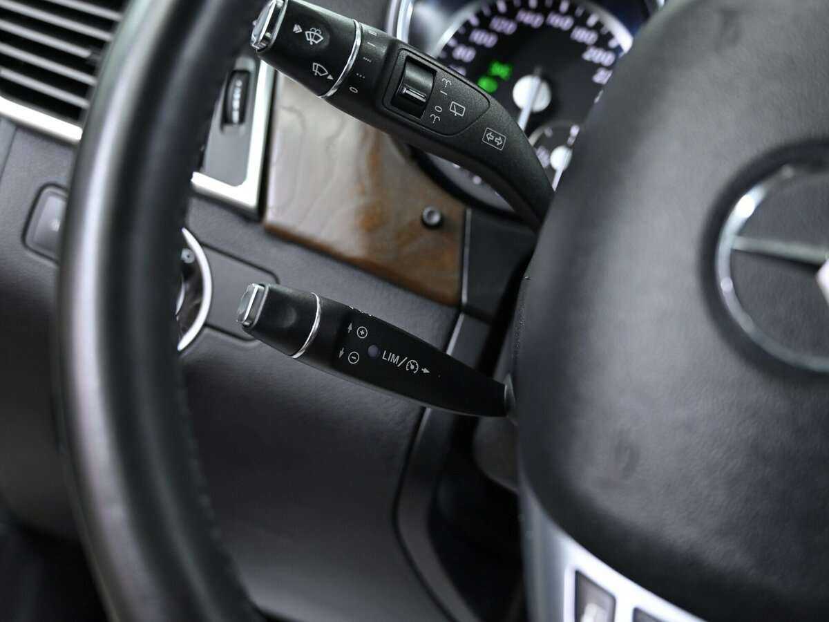 Купить Mercedes-Benz M-Класс с пробегом. Фото: #7