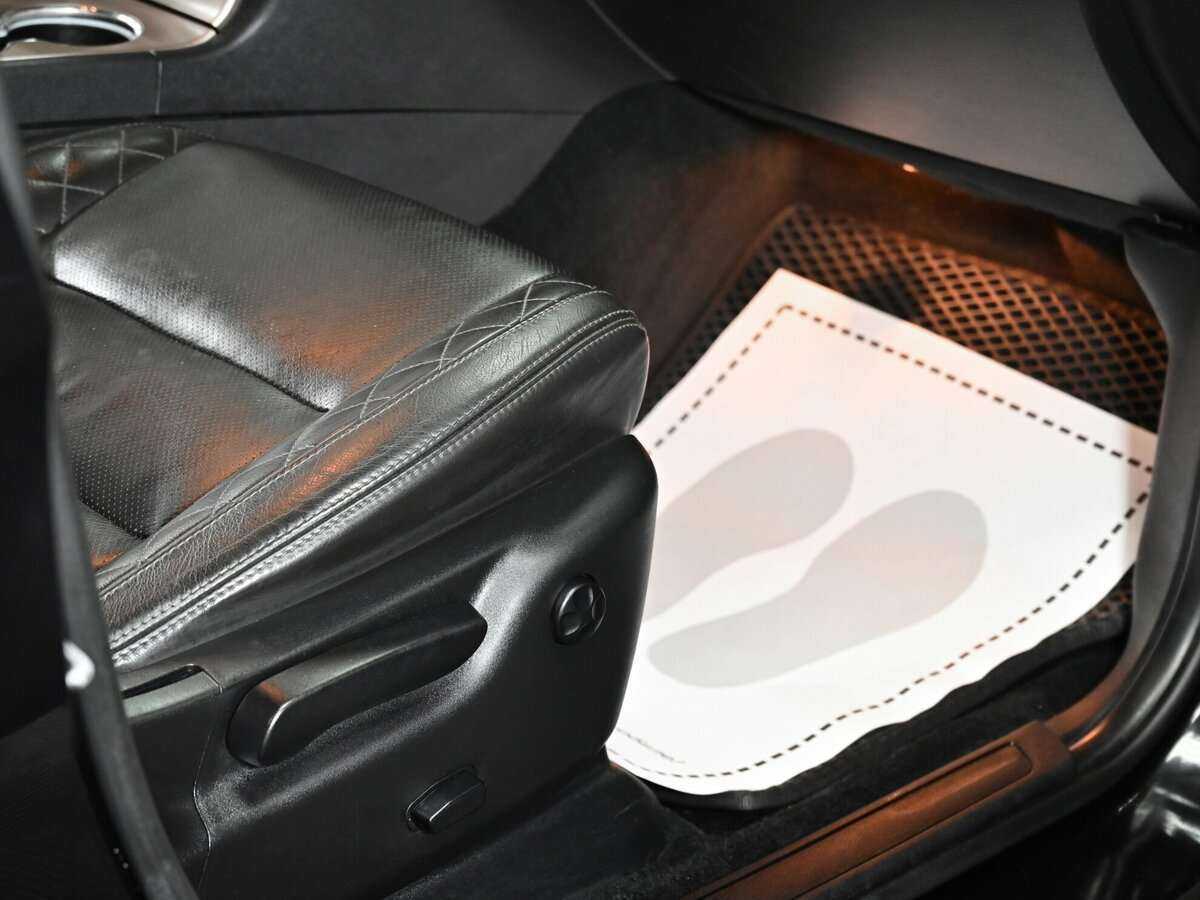 Купить Jeep Grand Cherokee с пробегом. Фото: #12